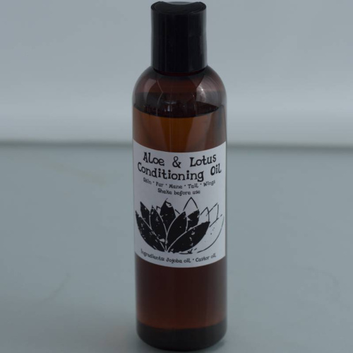 Aloe & Lotus Conditioning Oil 4oz